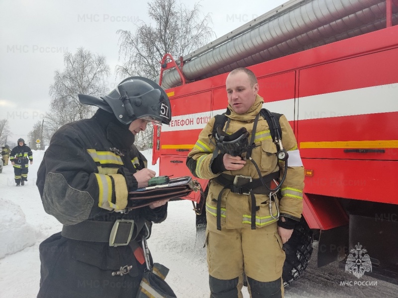 Унинские огнеборцы провели пожарно-тактические учения в церкви Александра Невского