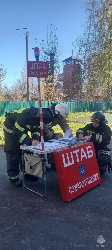 В детском саду Кирова прошли пожарно-тактические учения